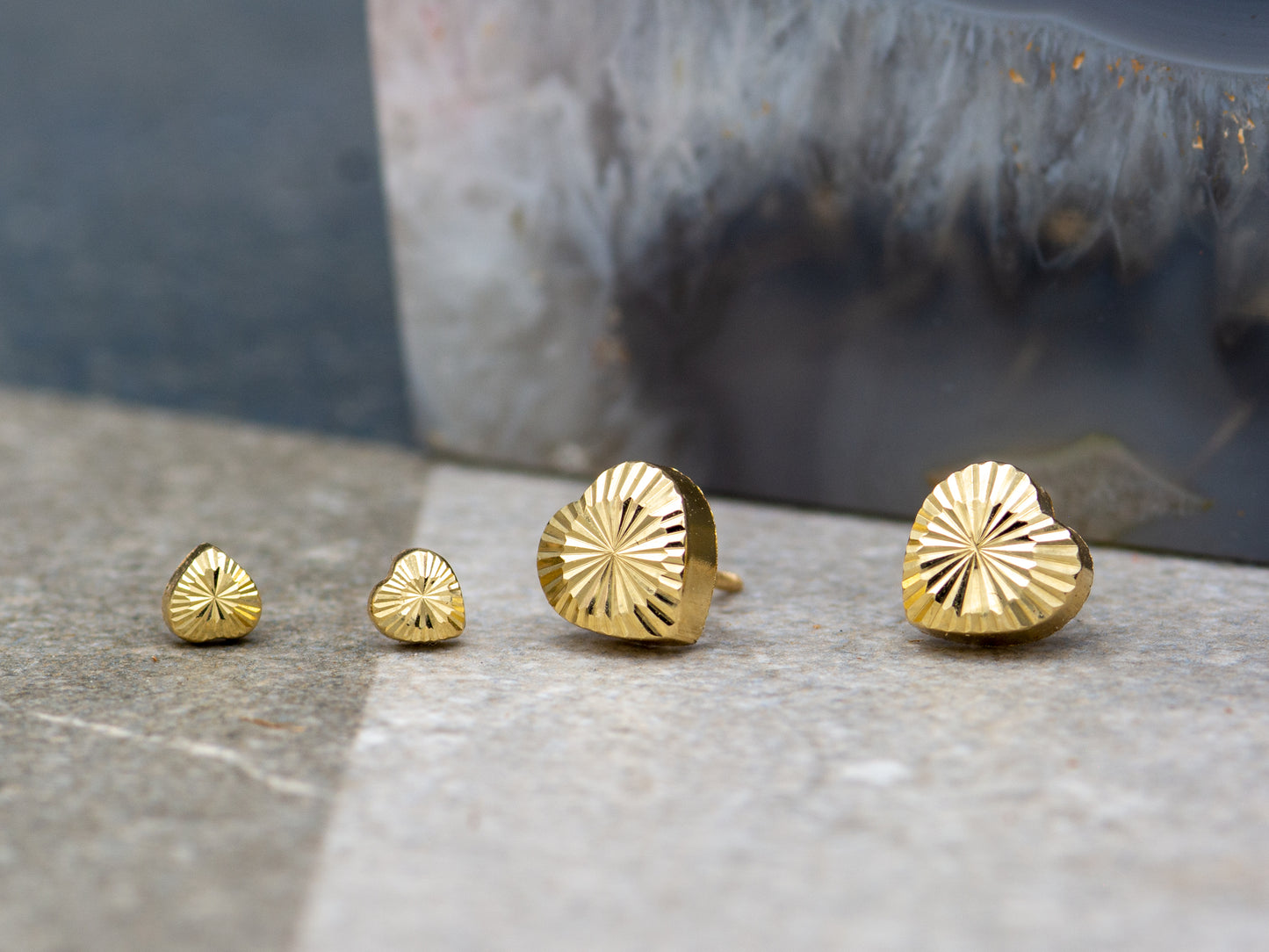 14k solid gold Diamond-Cut Heart earring