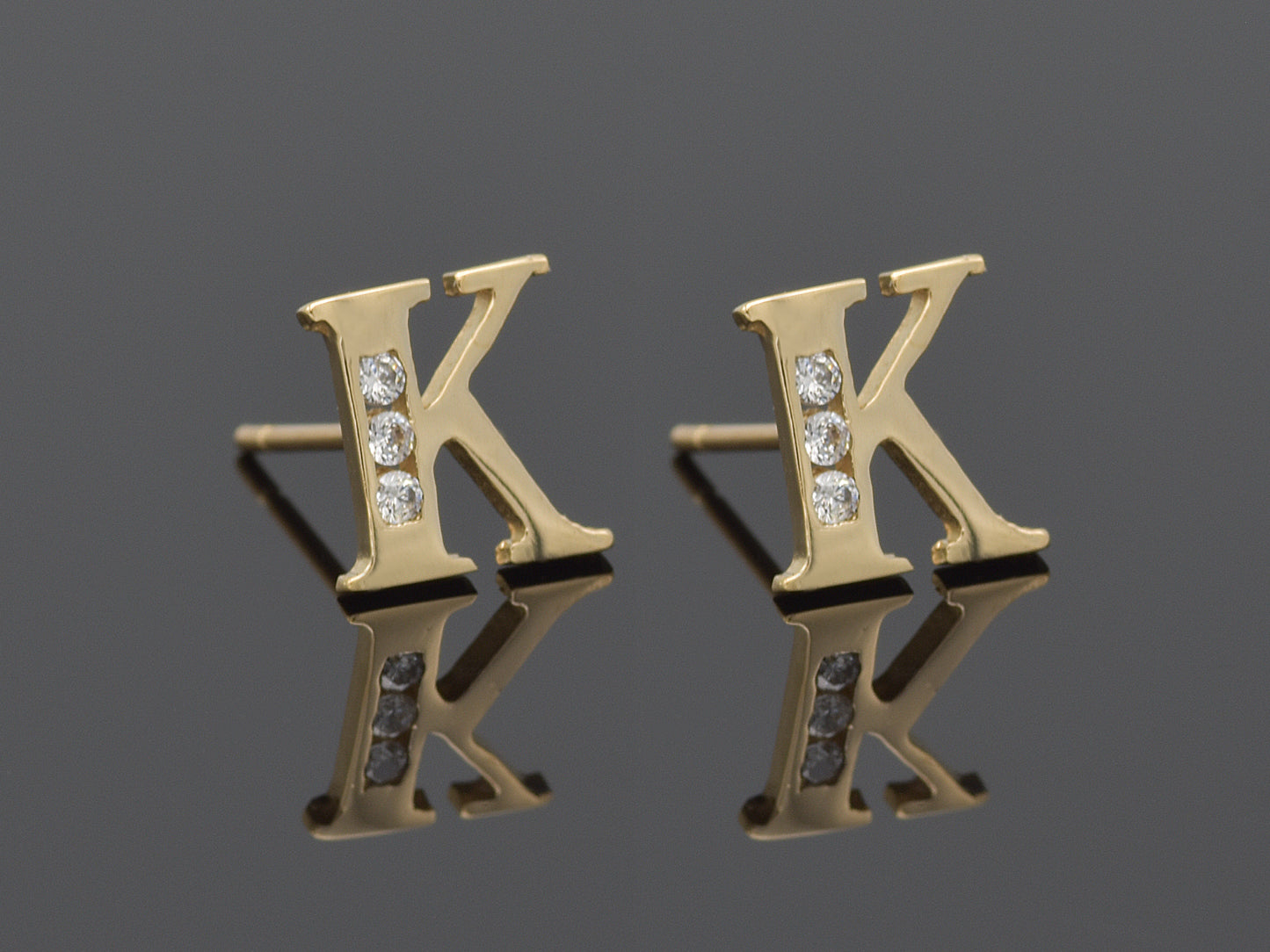 14K Initial Letter Alphabet Stud Earrings A-Z any Alphabet