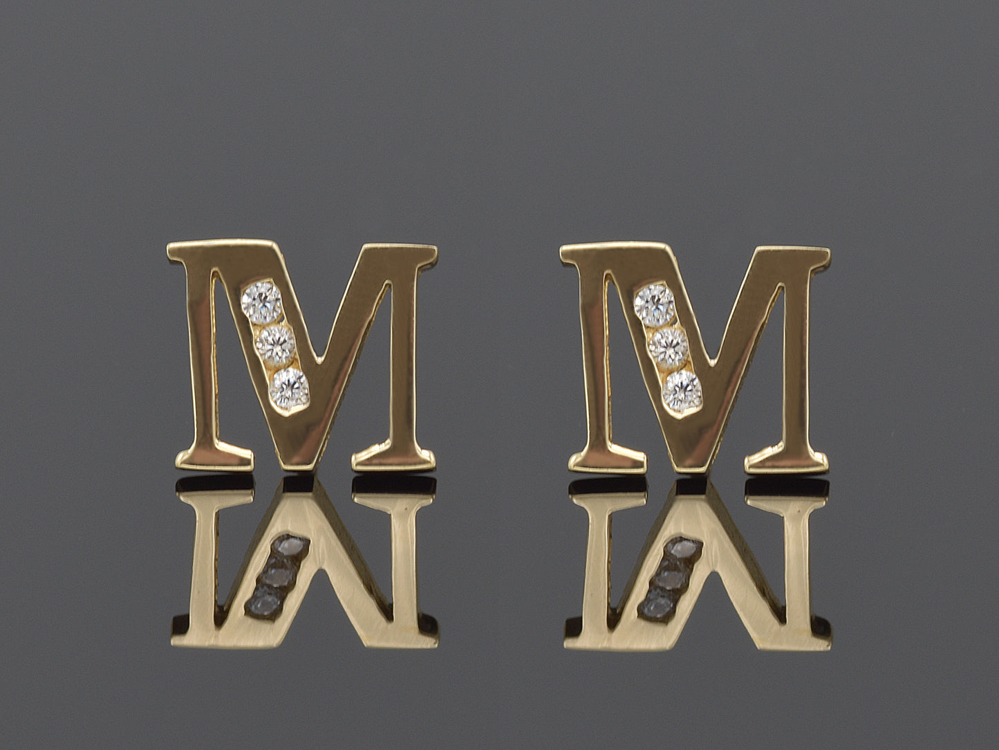 14K Initial Letter Alphabet Stud Earrings A-Z any Alphabet