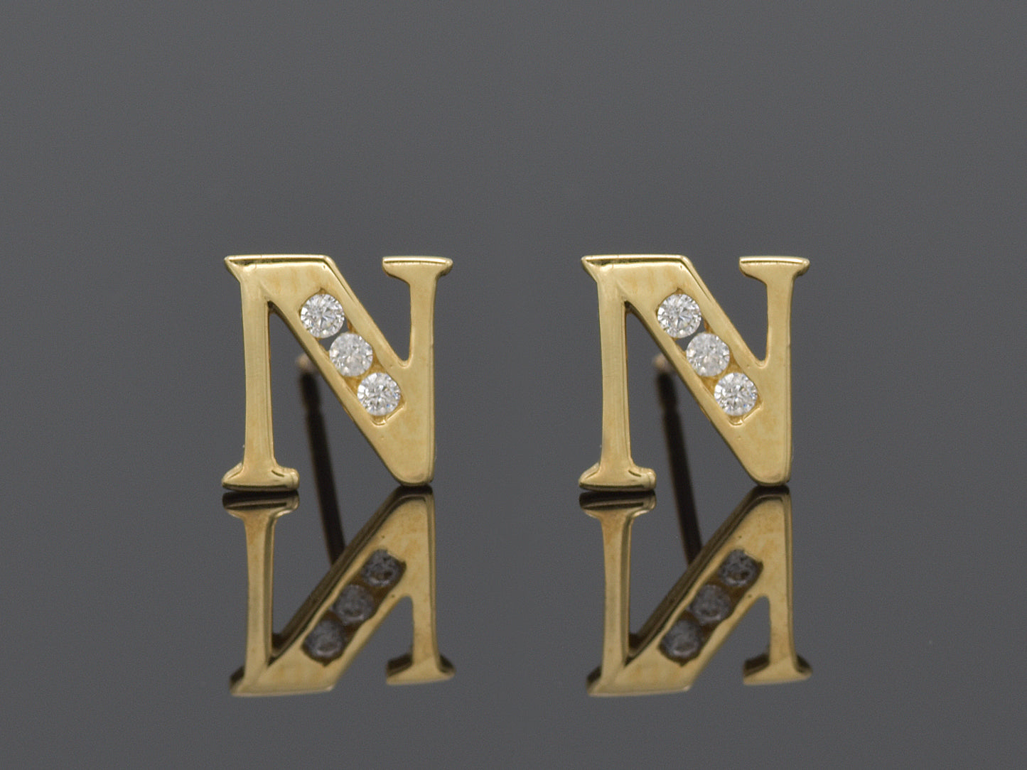 14K Initial Letter Alphabet Stud Earrings A-Z any Alphabet