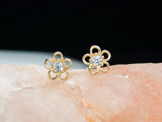 14k solid gold Flower Petals stud earrings