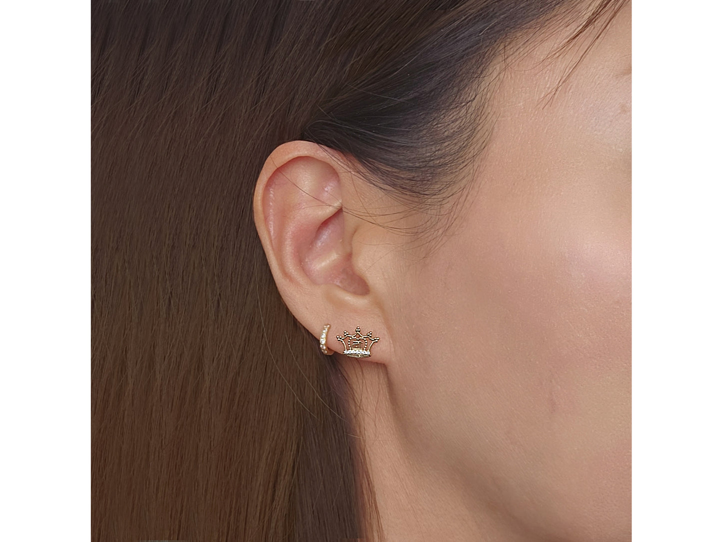 14k solid gold Años Sweet 15 Quinceanera Crown Queen stud earrings