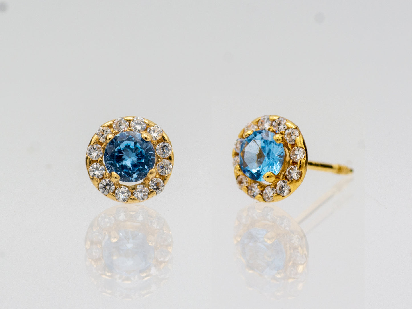 14k Solid Gold Synthetic Emerald and Blue Topaz round Stud Earrings
