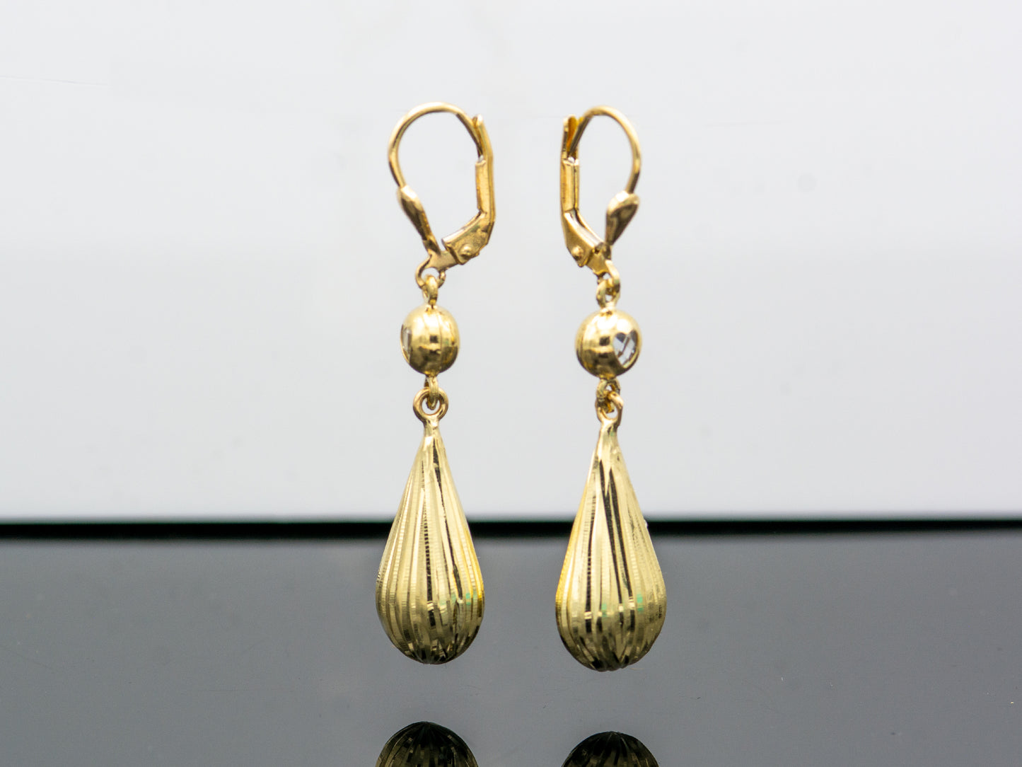 14k solid gold Teardrop CZ Hanging Dangle earring
