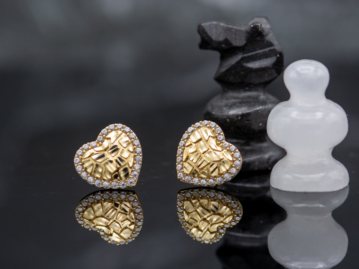 14K Solid Gold Heart Nugget earring