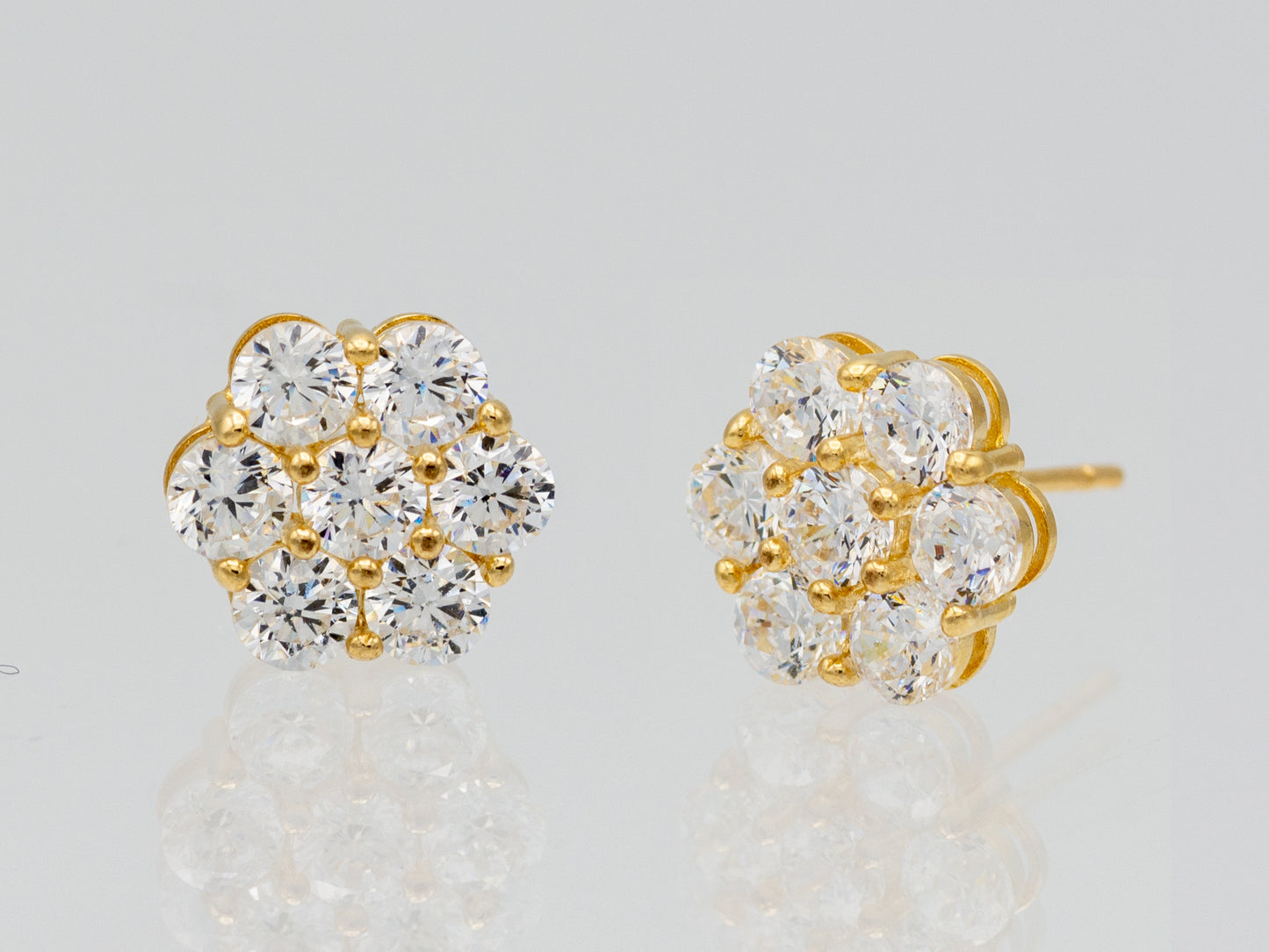 14k Gold Genuine Diamond 7 Stone Honey comb Cluster Stud Earrings