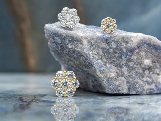 14k Gold Genuine Diamond 7 Stone Honey comb Cluster Stud Earrings