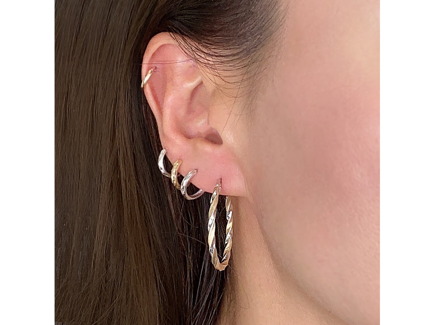 14K Solid real Gold Two-Tone Oval shape Twisted Hoop