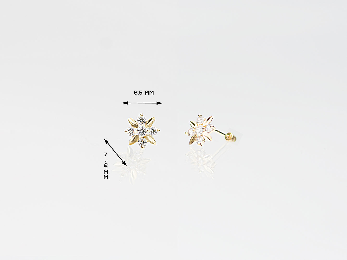14K solid gold snowflake stud
