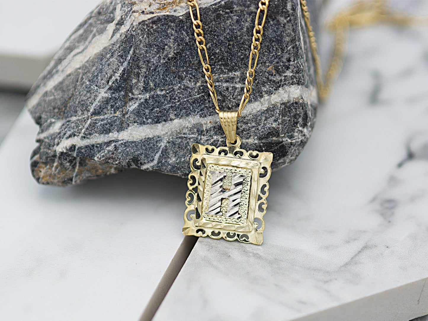 10K Solid Gold Medal Initial Alphabet Letter Frame Figaro chain Necklace