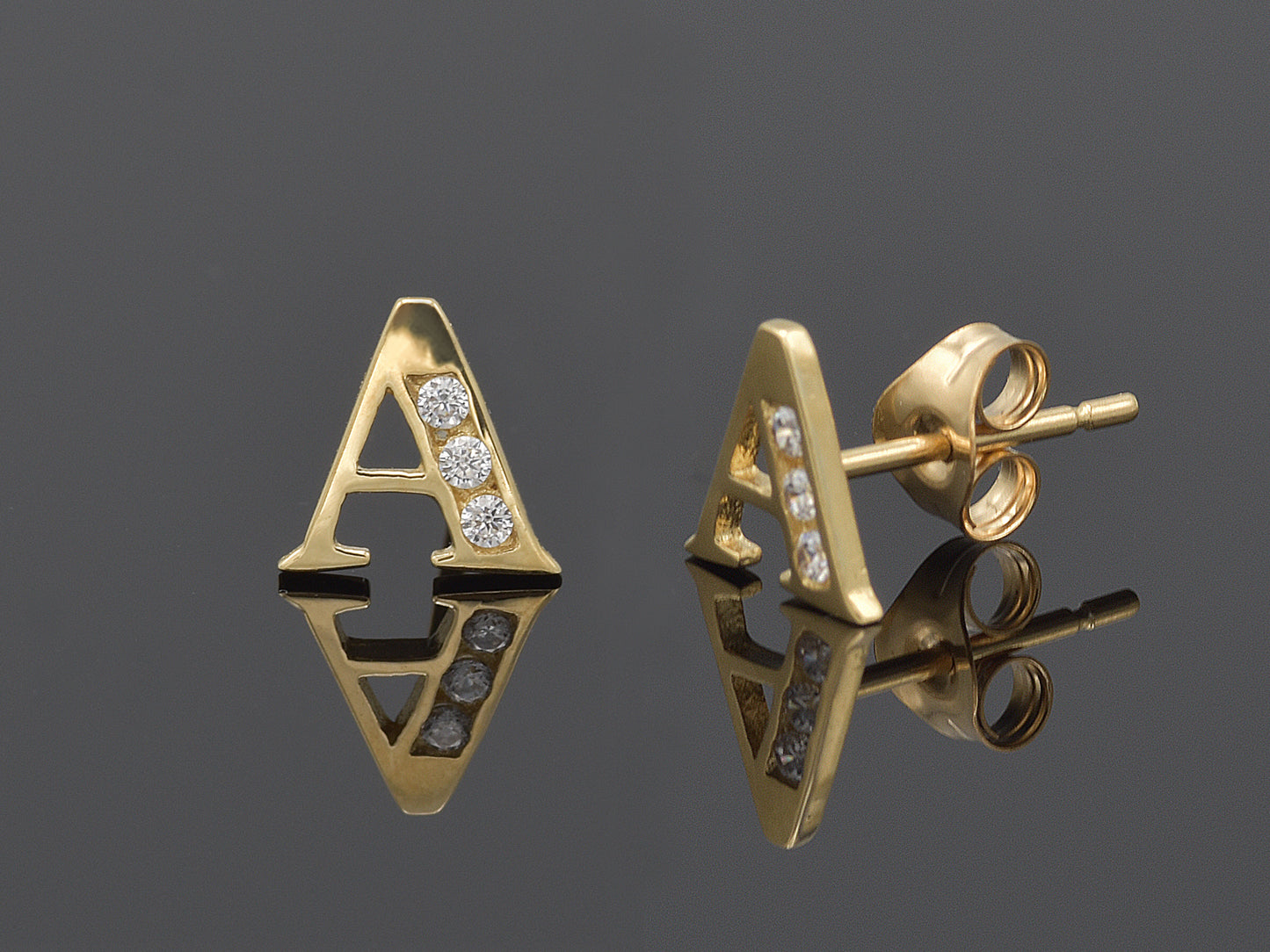 14K Initial Letter Alphabet Stud Earrings A-Z any Alphabet