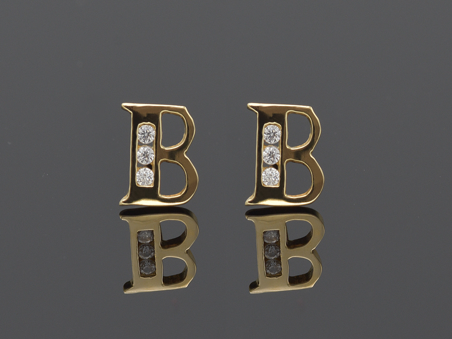 14K Initial Letter Alphabet Stud Earrings A-Z any Alphabet