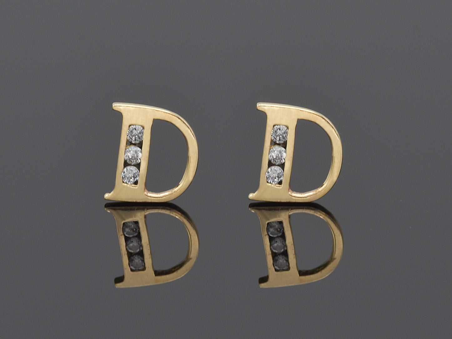 14K Initial Letter Alphabet Stud Earrings A-Z any Alphabet