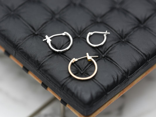 14K Gold Round Hoop Earrings
