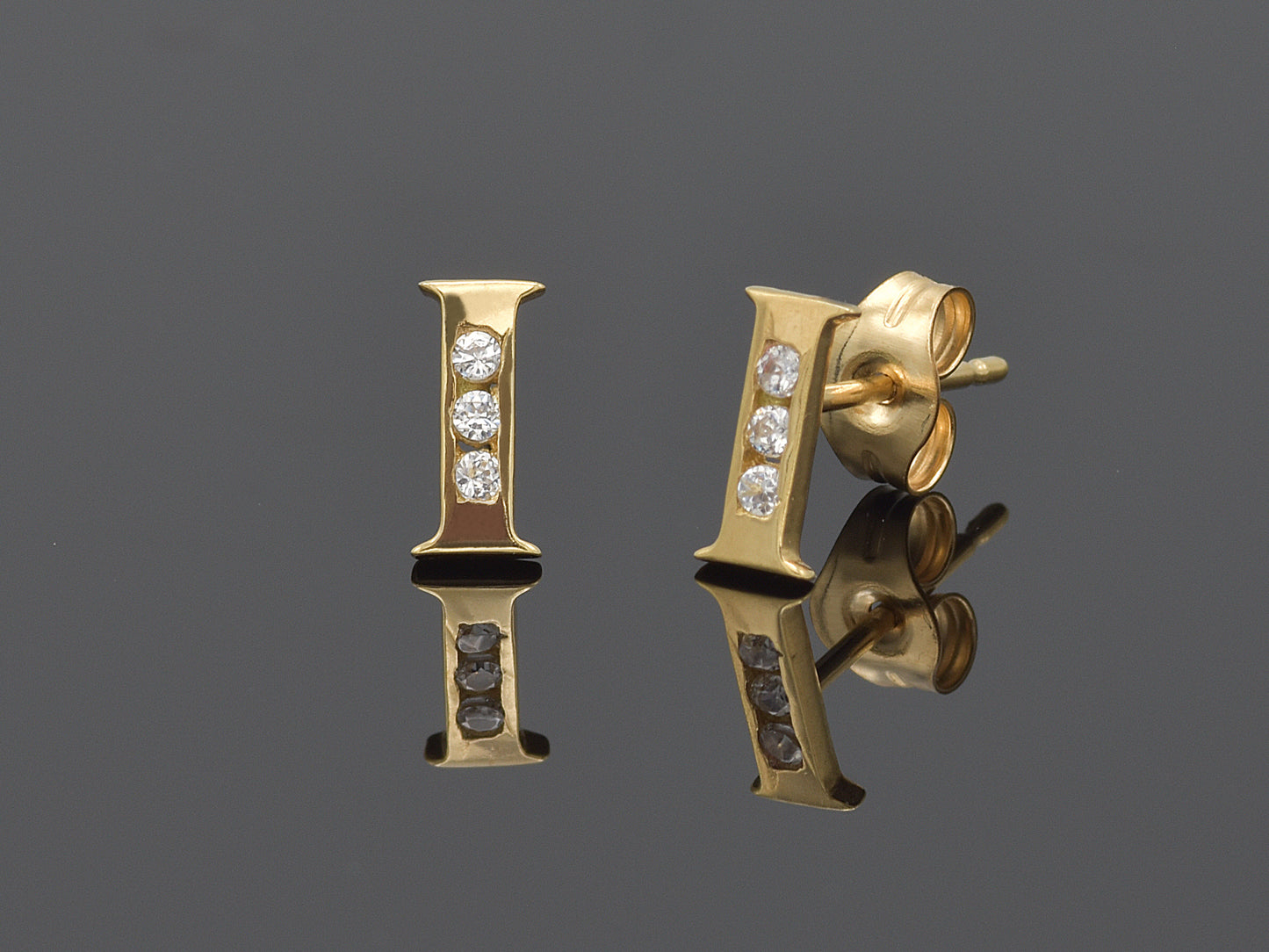 14K Initial Letter Alphabet Stud Earrings A-Z any Alphabet