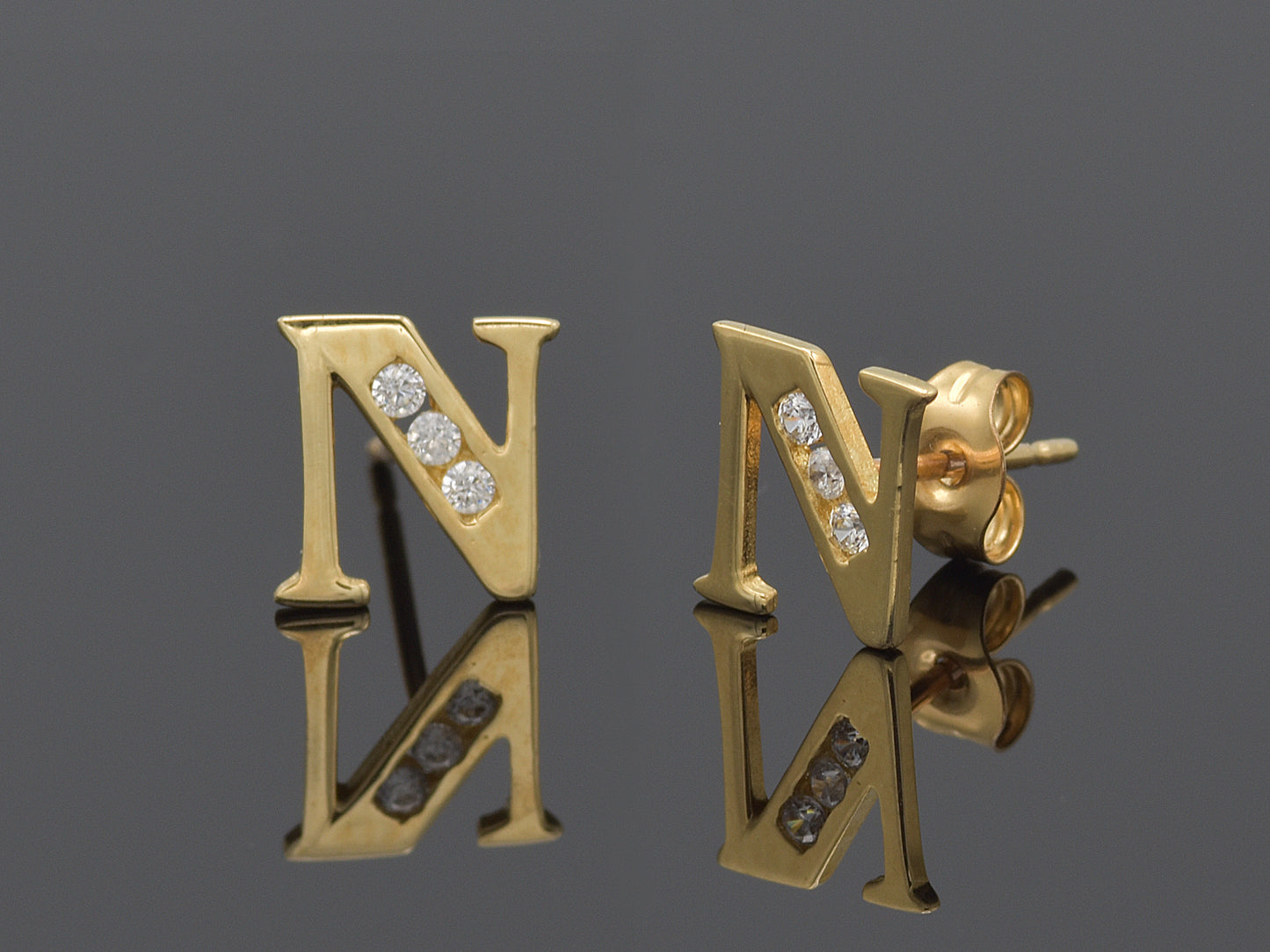 14K Initial Letter Alphabet Stud Earrings A-Z any Alphabet