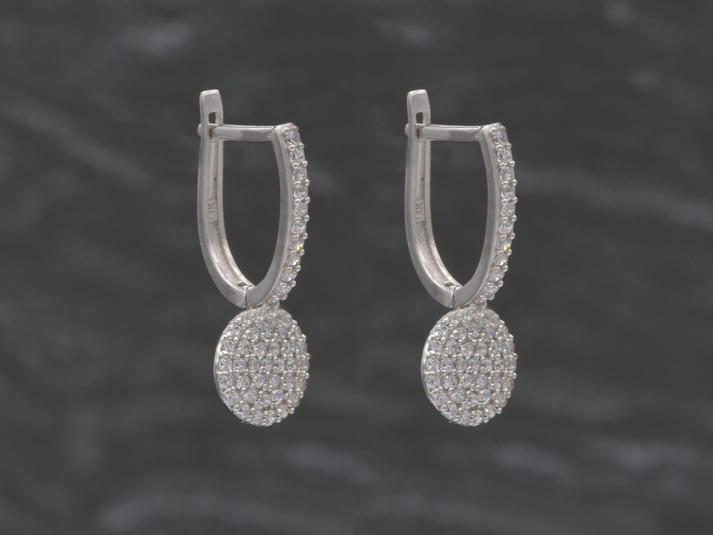 14K solid gold fastened disk earring