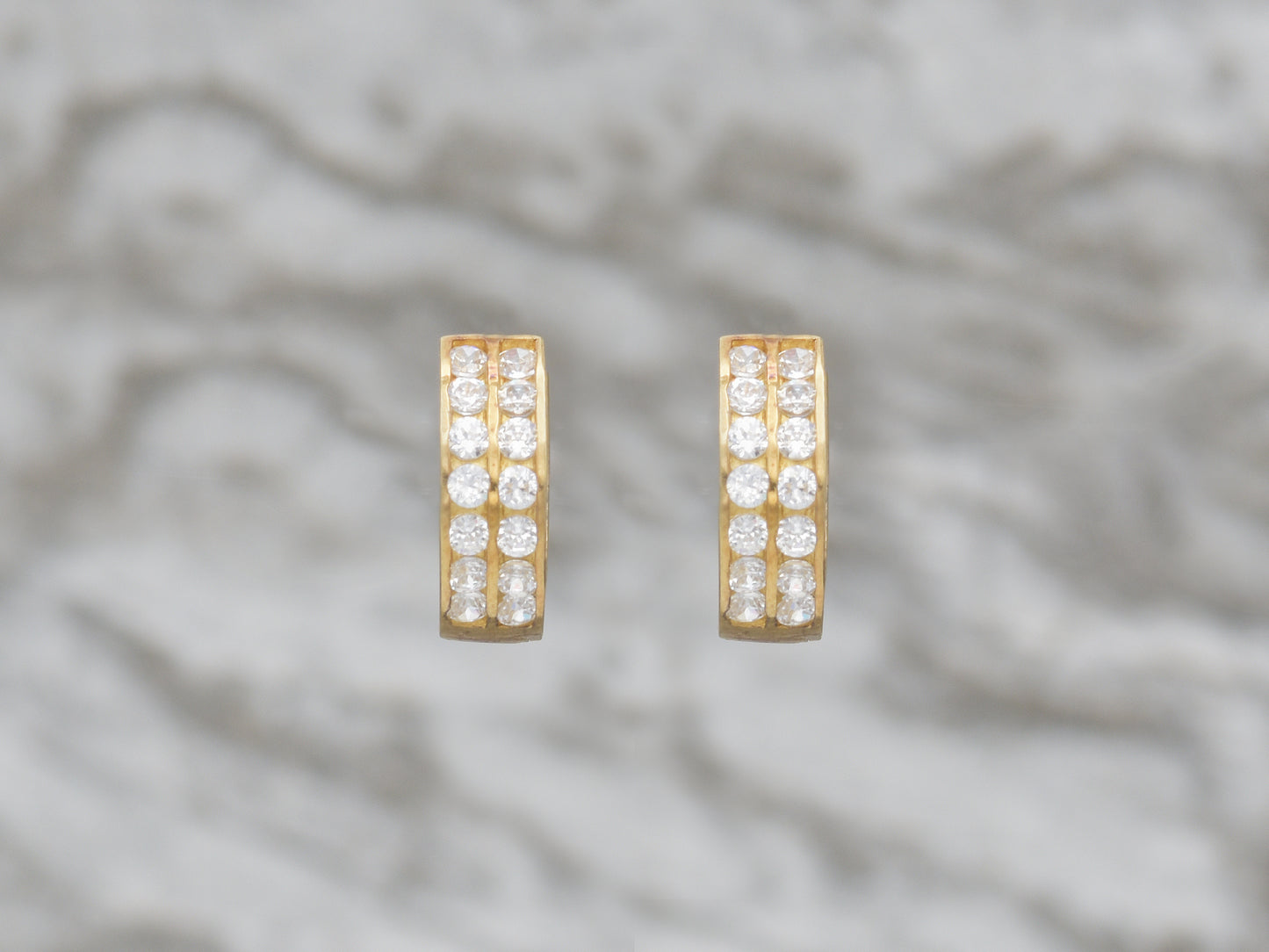 14k solid yellow gold two line simulated diamond earring
