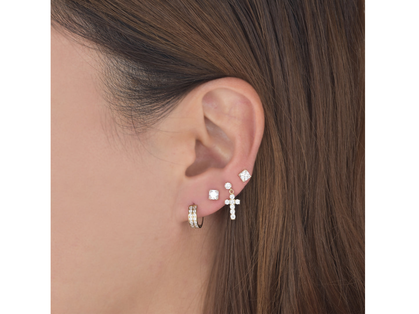 14k solid yellow gold two line simulated diamond earring