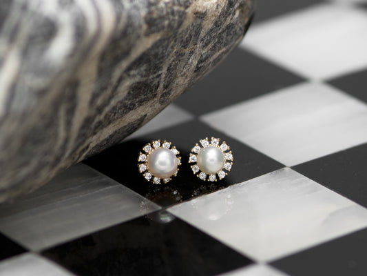 14K solid Yellow Gold Cluster Studs with Simulated Diamond Pearl Earrings