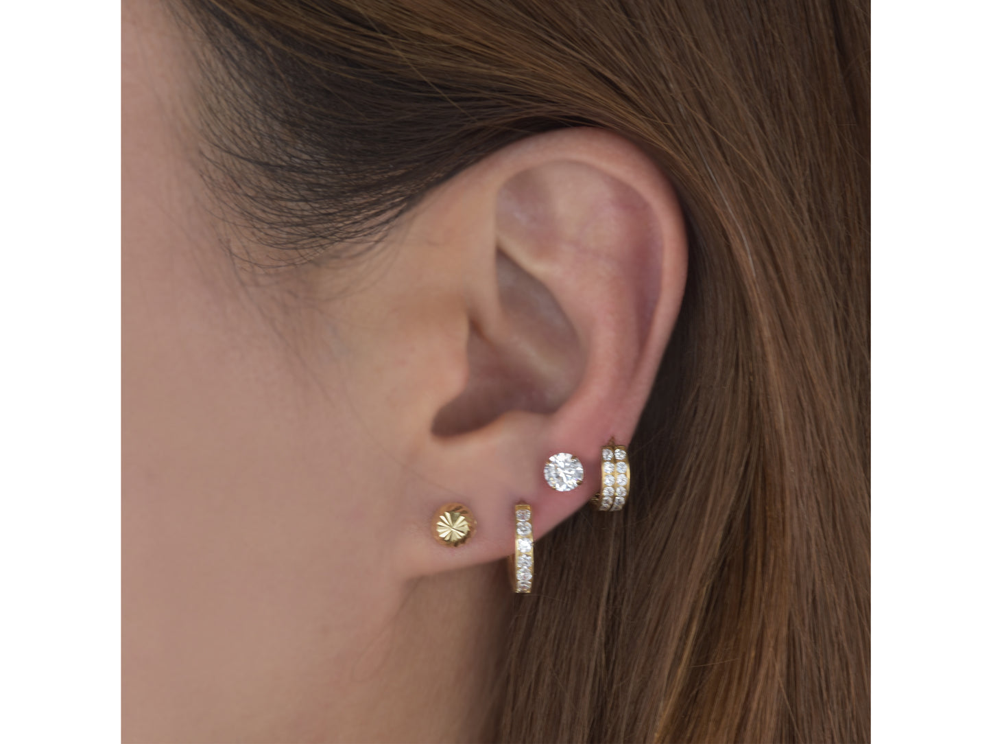 14K Solid gold stud with diamond cut