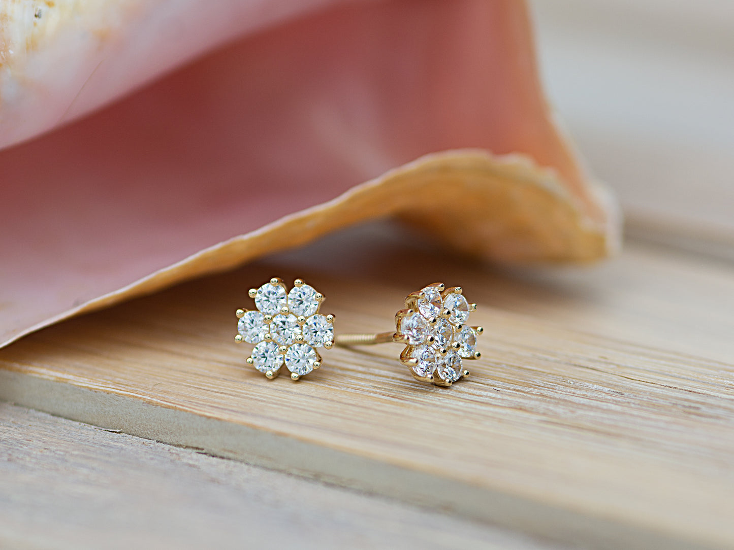 14K Solid Gold Flower Cluster Diamond earring
