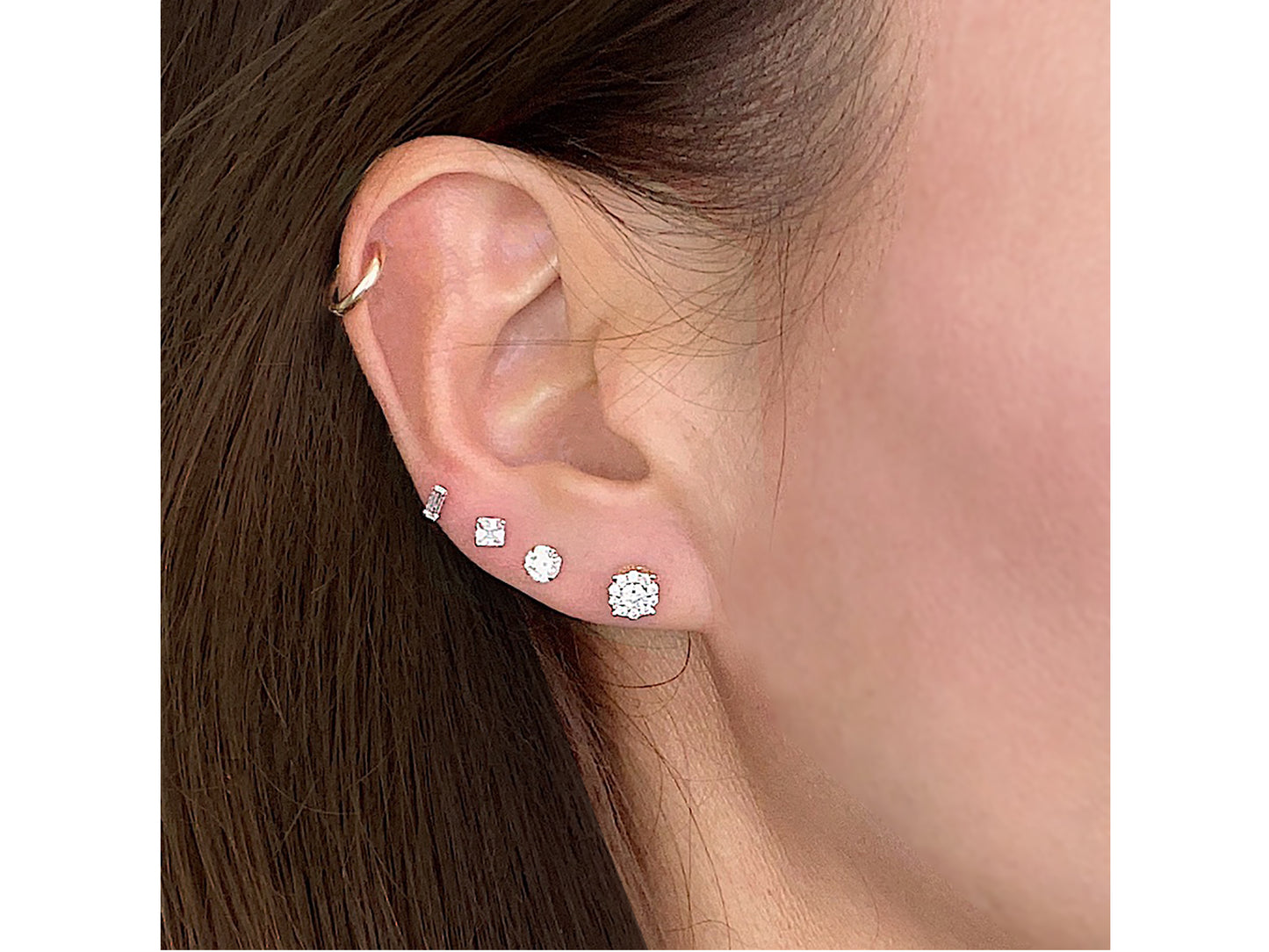 14K Yellow Solid Gold Floral Simulated Diamond