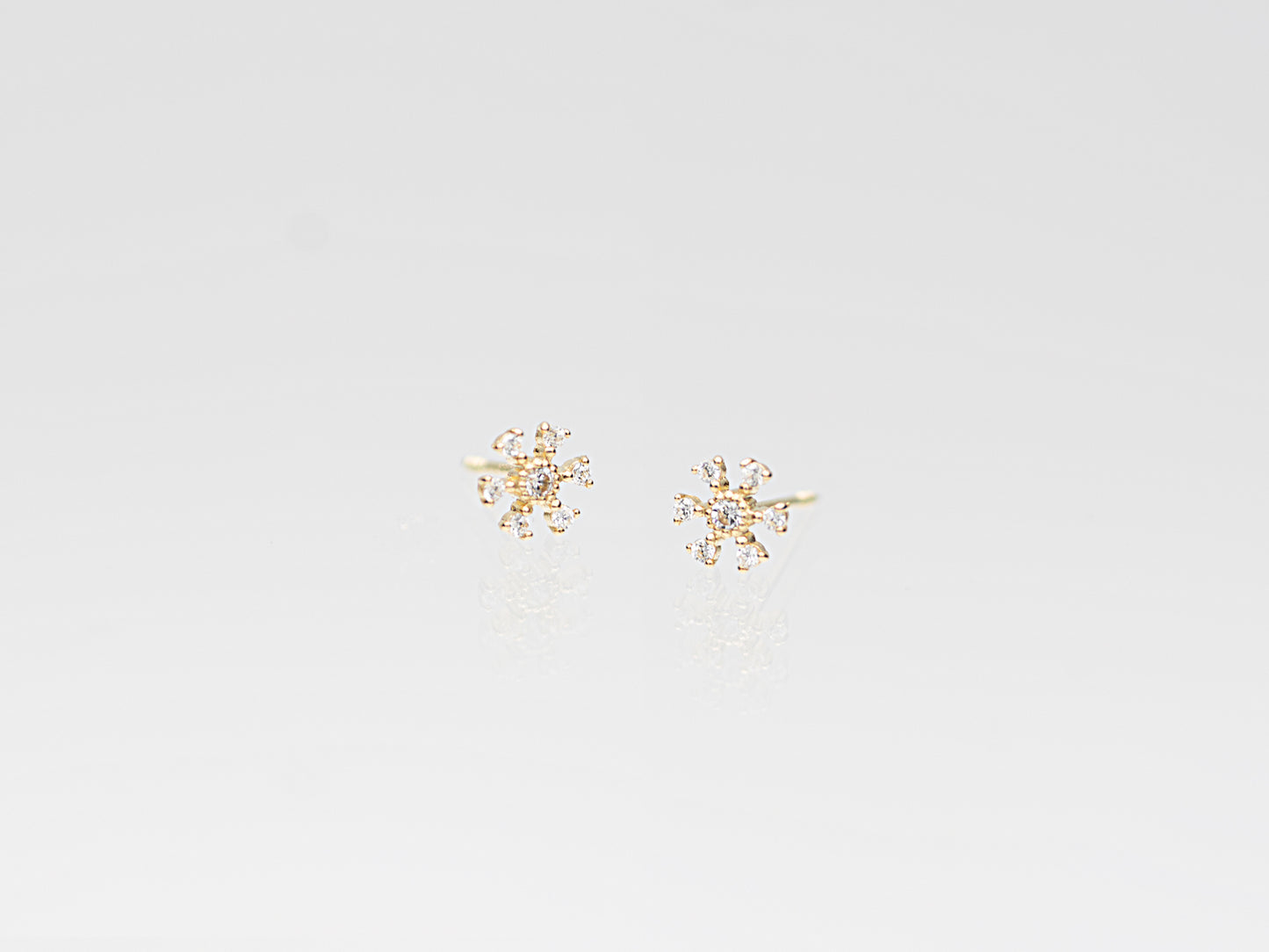 14K Solid Gold Snow Flake Stud Earrings