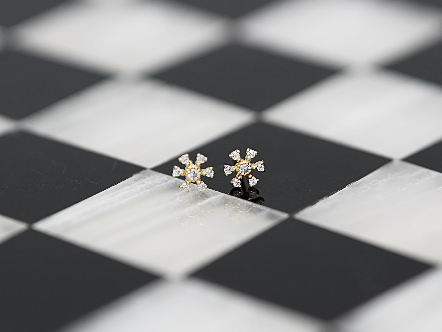 14K Solid Gold Snow Flake Stud Earrings