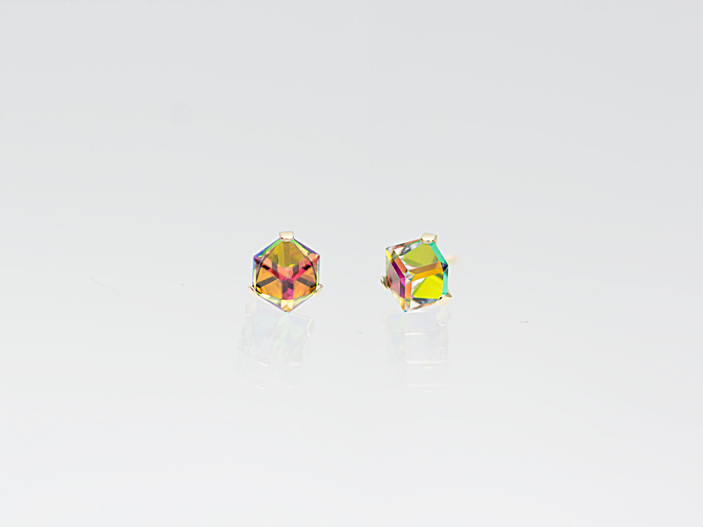 Prizm cube 14k solid gold stud earring